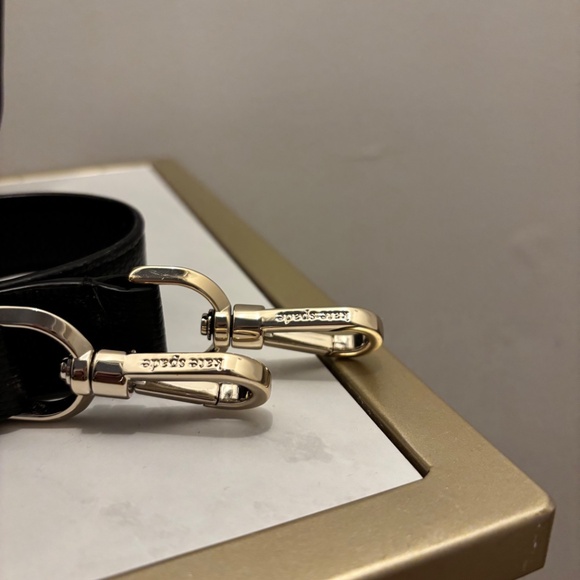 kate spade New York Large Crossbody Handbag Purse - Picture 5 of 16